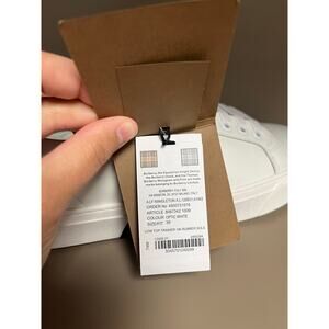 NWT Burberry London England Rangelton Leather Sneakers Optic White Size 39